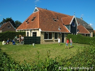 Buitenaanzicht Gentiaan, Zeewinde, Zilverschoon & Wilgenroos Buitenaanzicht Gentiaan, Zeewinde, Zilverschoon & Wilgenroos